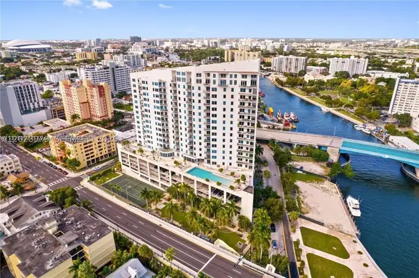10 SW South River Dr #801, Miami, FL 33130