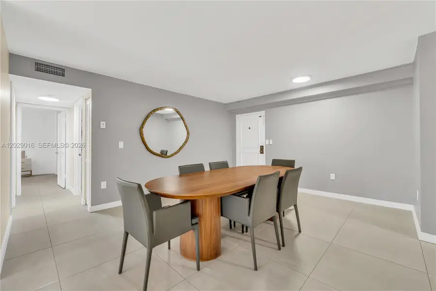 1450 Brickell Bay Dr #1815, Miami, FL 33131 - #3