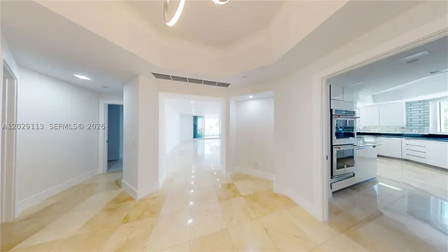21050 NE 38th Ave #305, Aventura, FL 33180 - #3