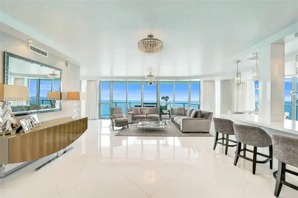 3101 S Ocean Dr #2208, Hollywood, FL 33019