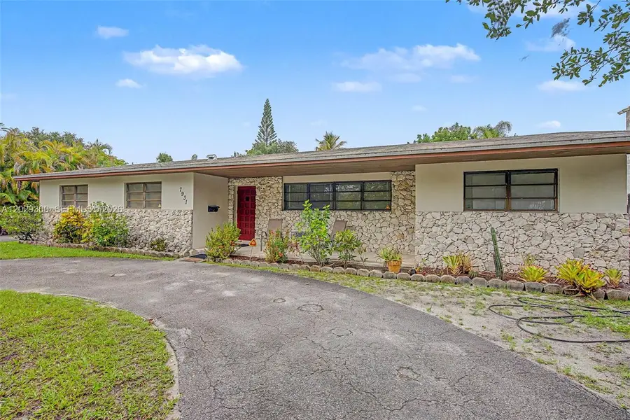 7931 SW 59th Ave, South Miami, FL 33143 - #2