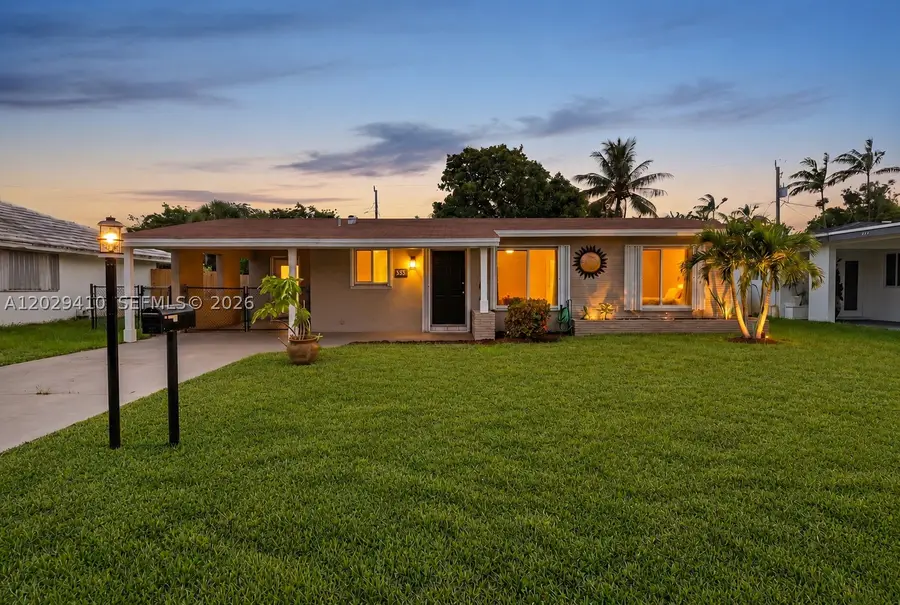365 NW 46th St, Oakland Park, FL 33309 - #2
