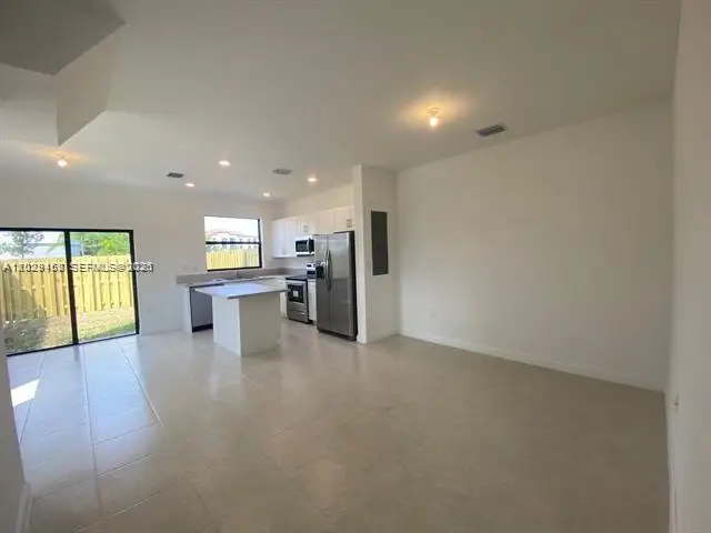 593 NE 208th Ter, Miami, FL 33179 - #2