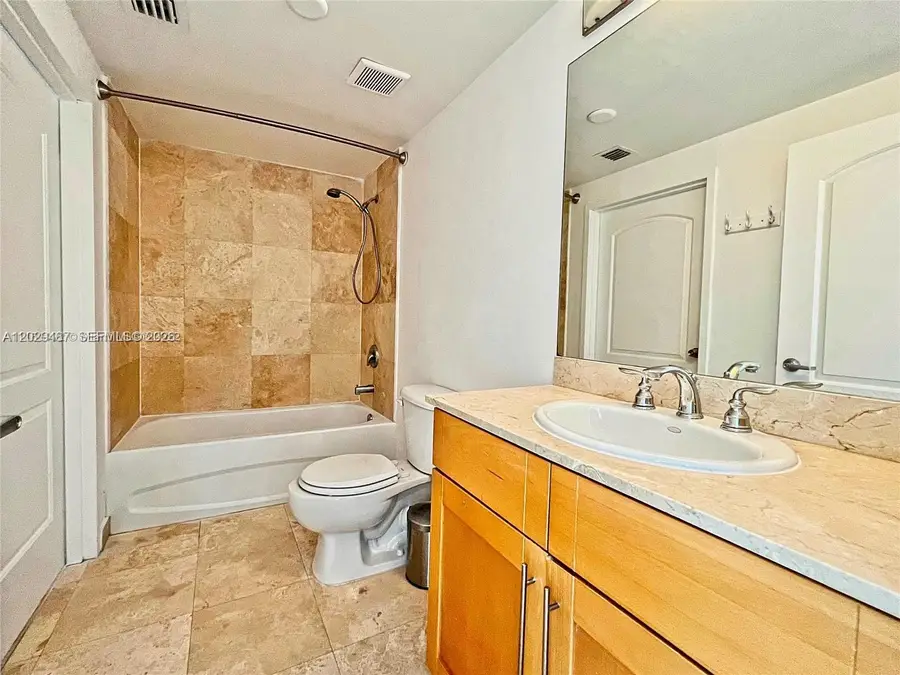 945 Michigan Ave #5, Miami Beach, FL 33139 - #2