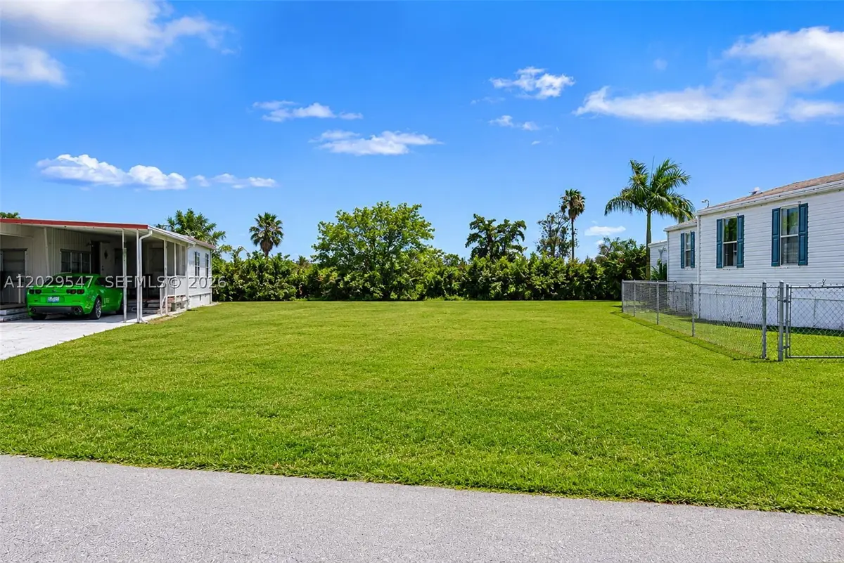 8520 SW 21st Ct, Davie, FL 33324 - #1