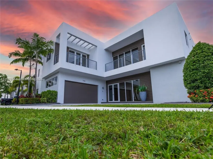 7480 NW 99th Ave, Doral, FL 33178 - #3