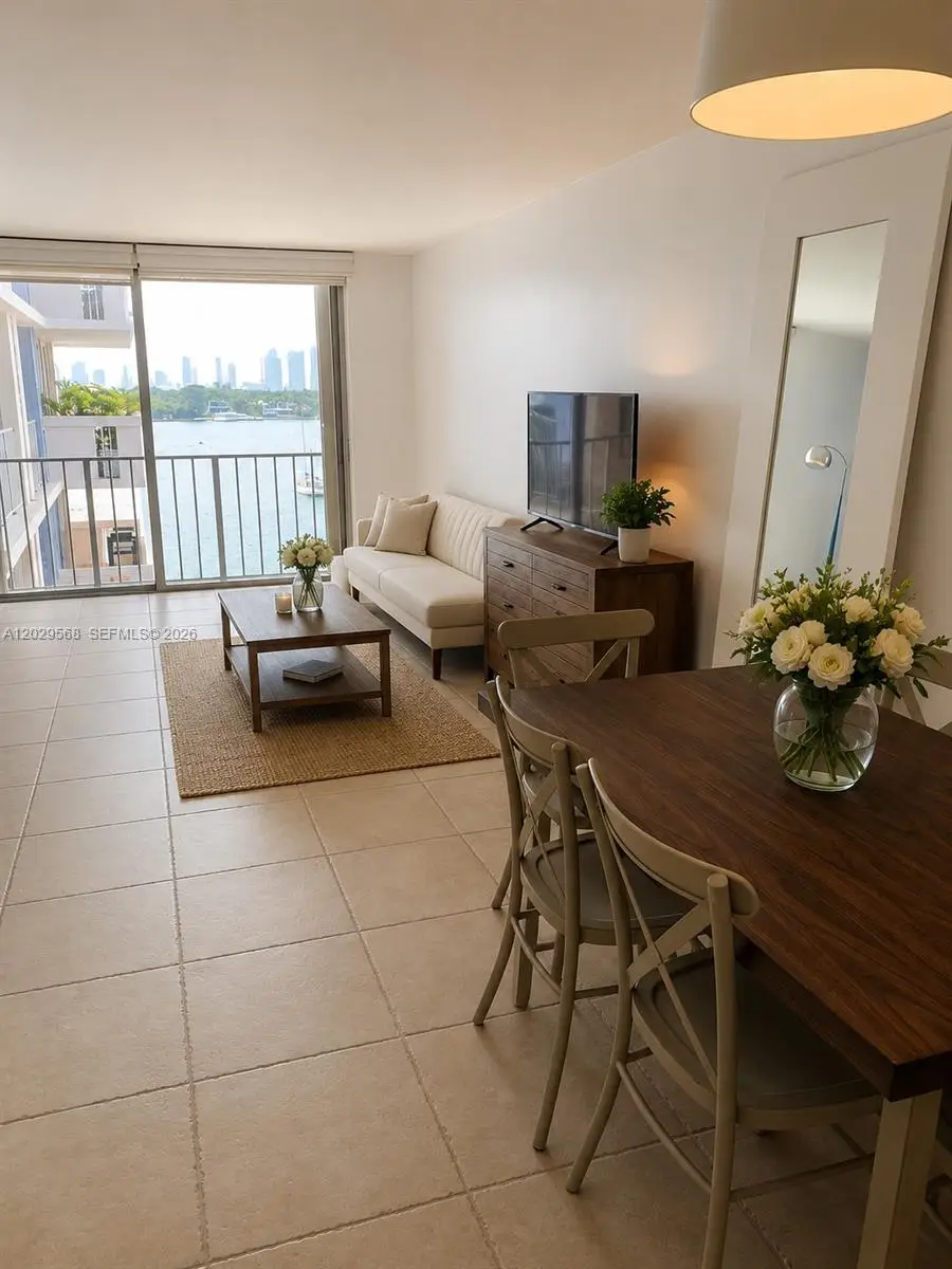 800 West Ave #715, Miami Beach, FL 33139 - #2