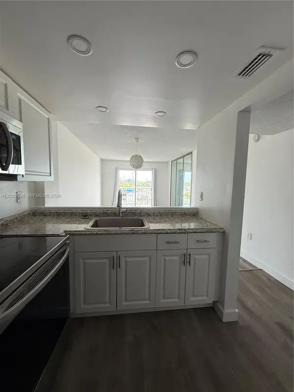 16465 NE 22nd Ave #610, North Miami Beach, FL 33160