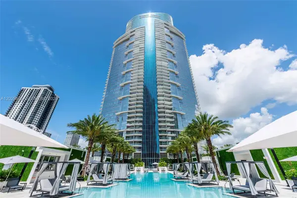 851 NE 1st Ave #1705, Miami, FL 33132