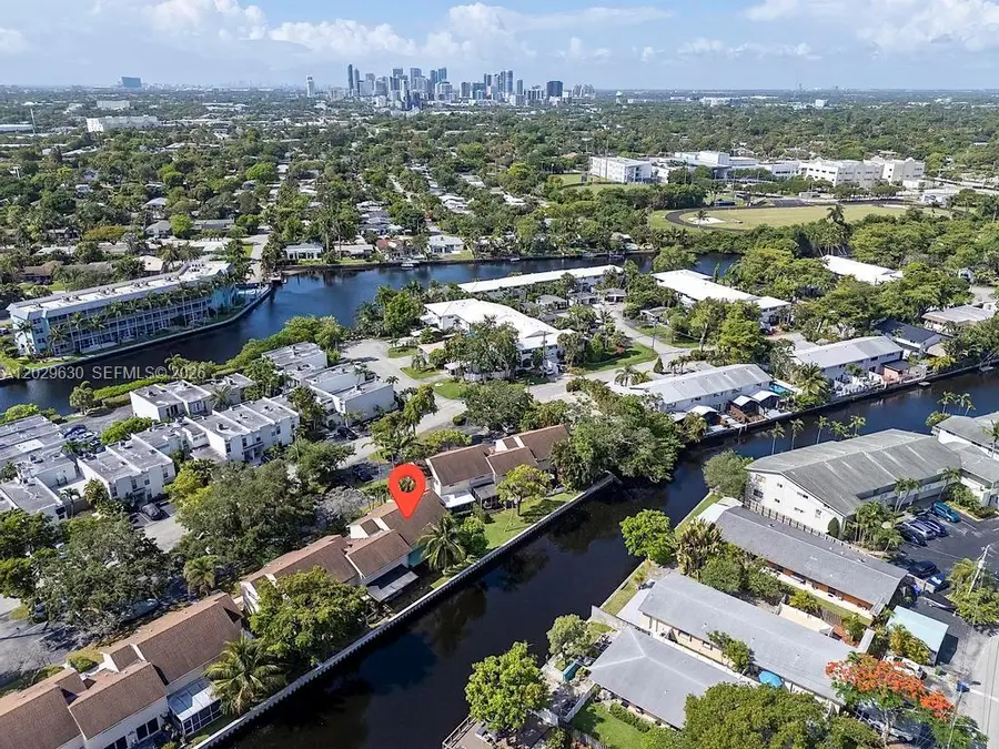 661 Kensington Pl #101B, Wilton Manors, FL 33305 - #2