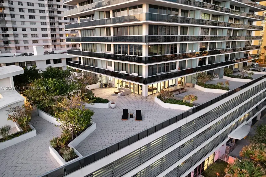 5875 Collins Ave #501, Miami Beach, FL 33140 - #2