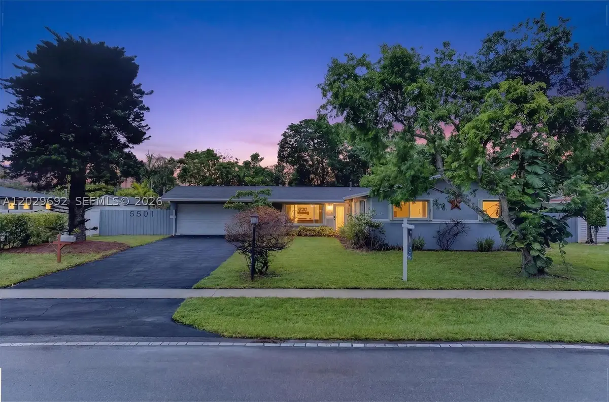 5501 Pine Ter, Plantation, FL 33317 - #1