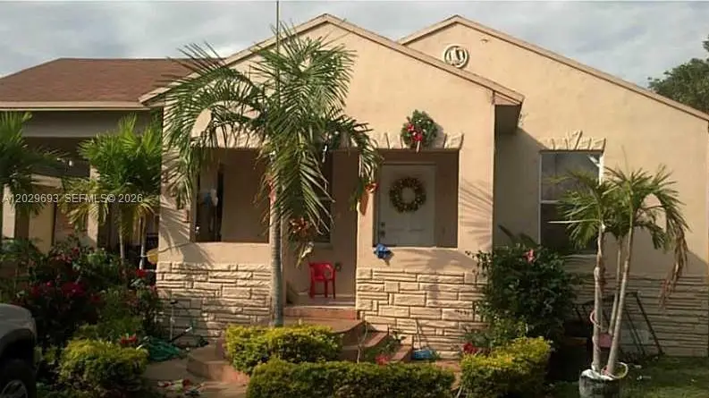 1061 NW 9th Ct, Homestead, FL 33030 - #1