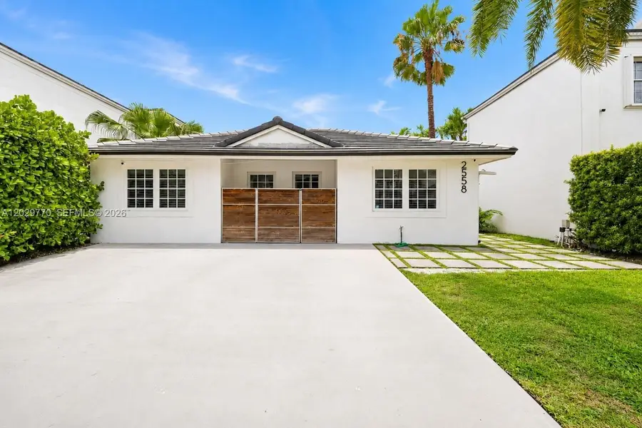 2558 NE 206th Ter, Aventura, FL 33180 - #2