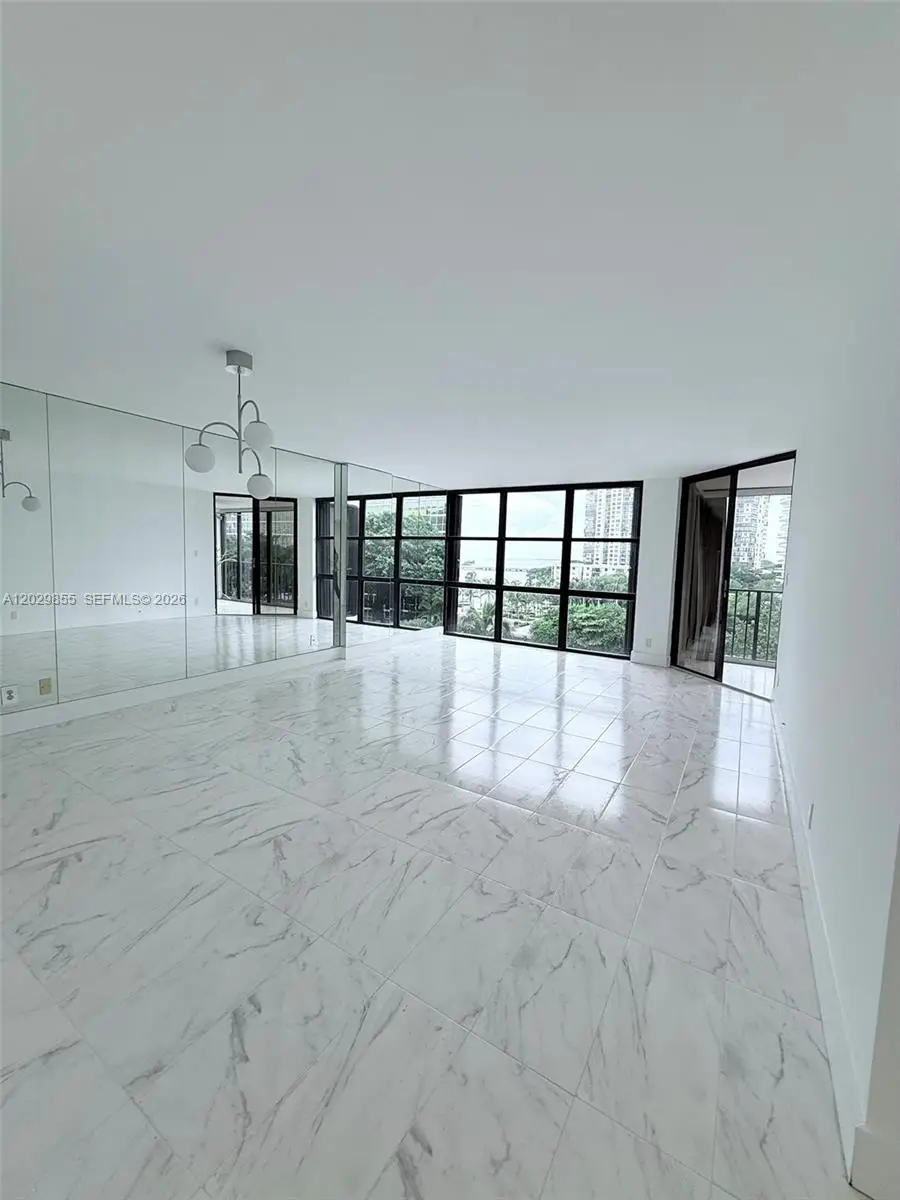 1925 Brickell Ave #D610, Miami, FL 33129 - #3
