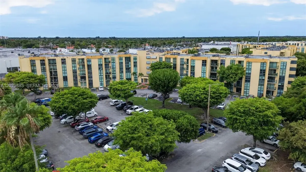 11790 SW 18th St #214-3, Miami, FL 33175 - #1