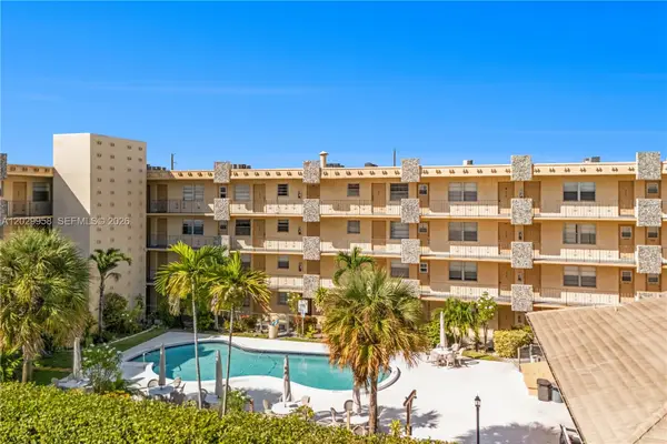 2145 Pierce St #305, Hollywood, FL 33020