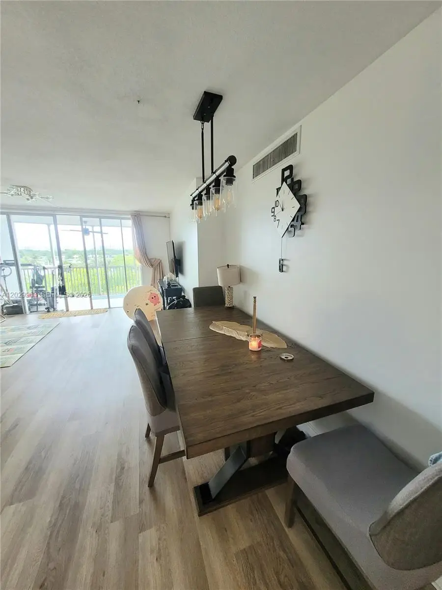1780 NE 191st St #611-2, Miami, FL 33179 - #3