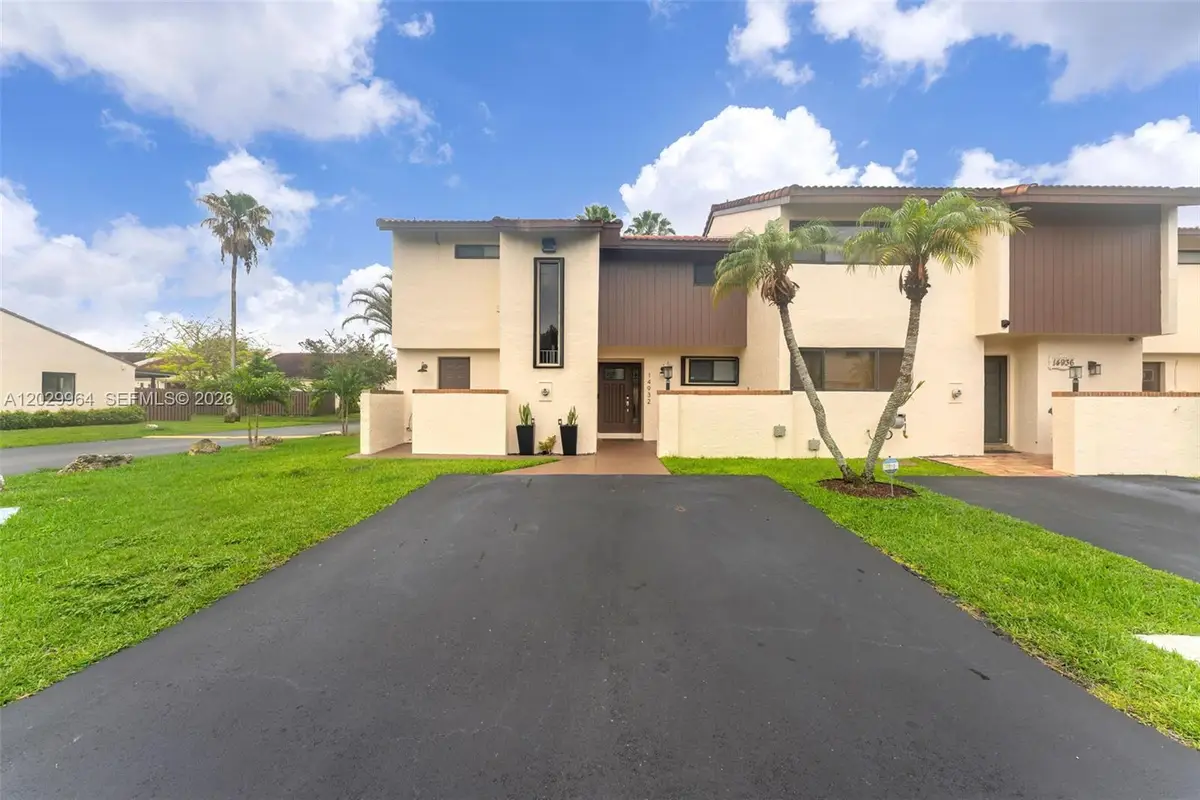 14932 SW 89th St, Miami, FL 33196 - #1