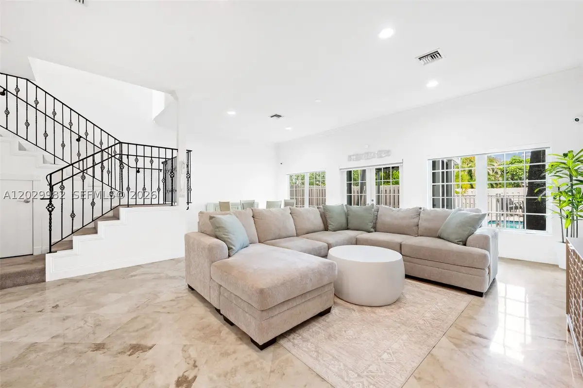 4517 NE 21st Ave #5, Fort Lauderdale, FL 33308 - #1