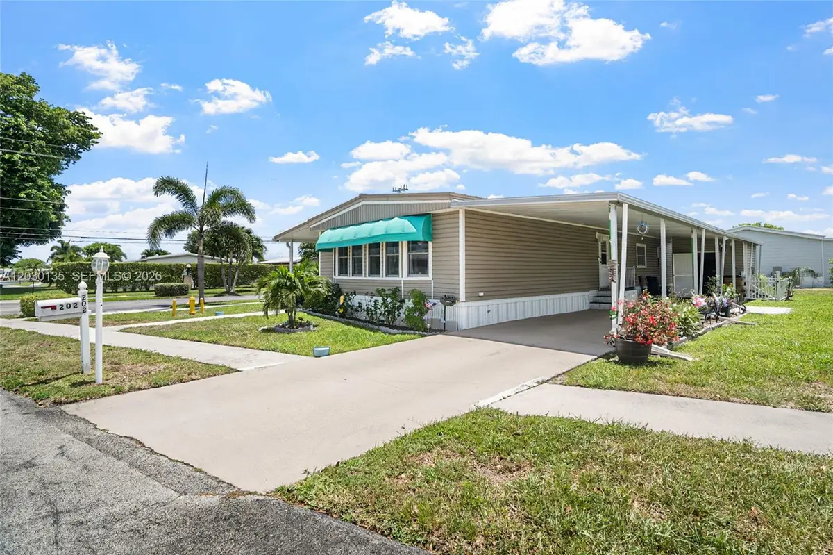 202 NW 52nd Ct, Deerfield Beach, FL 33064 - #1