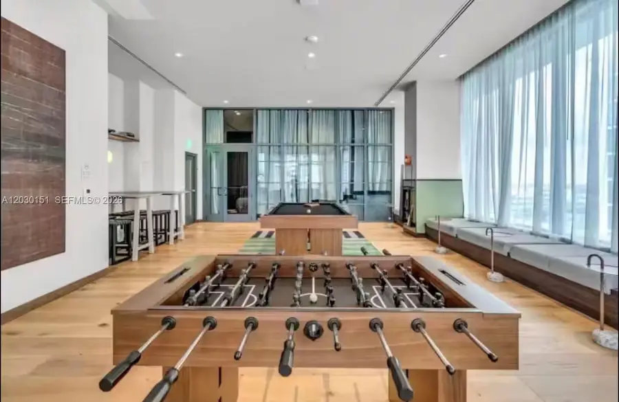 11 NE 6th St #1212, Miami, FL 33132 - #3