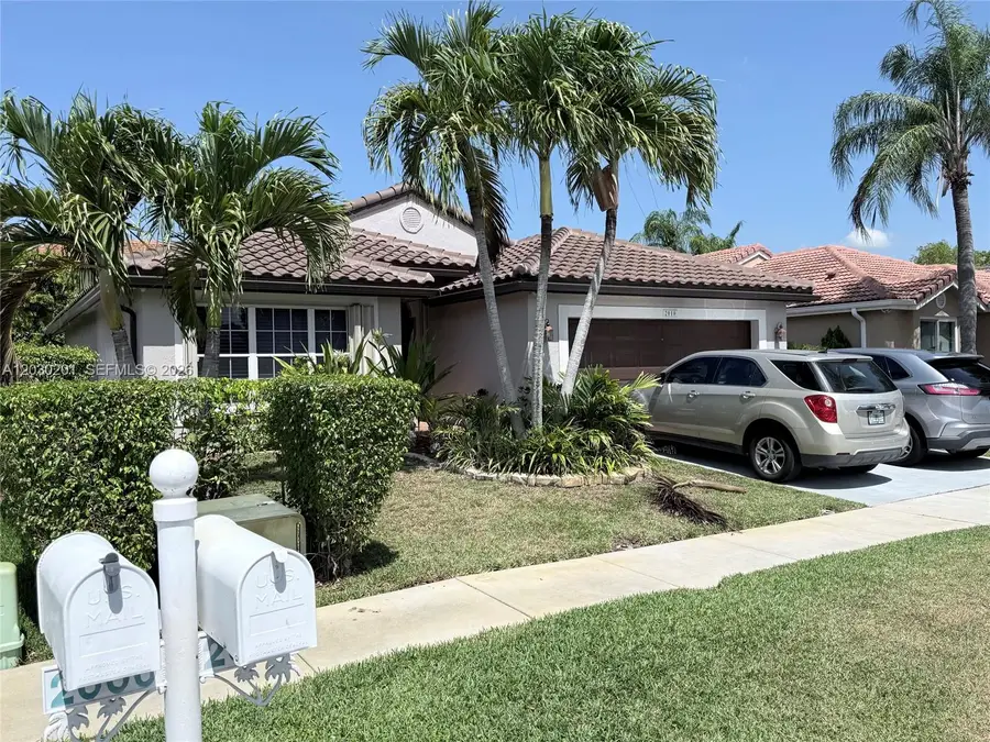 2010 NW 182nd Ter, Pembroke Pines, FL 33029 - #2