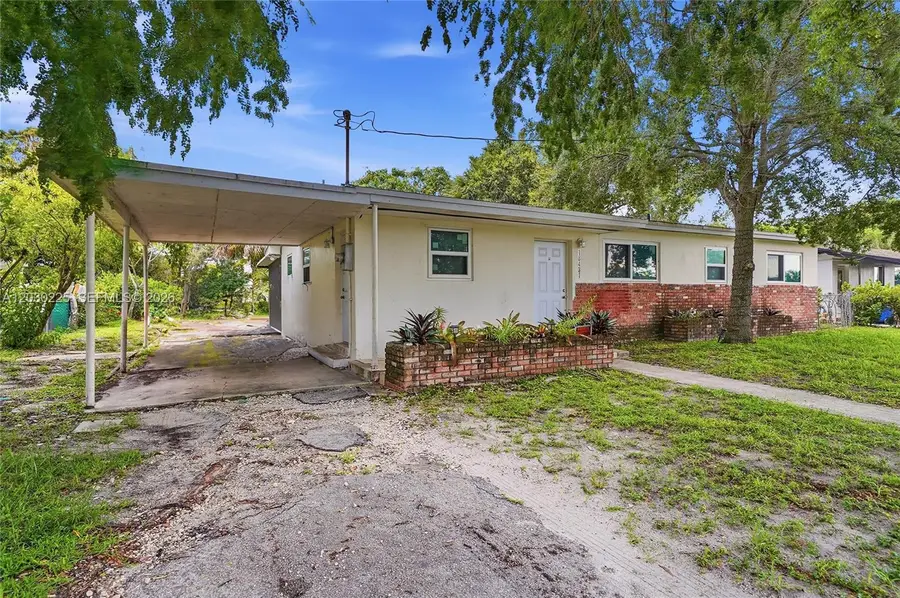 18431 NW 39th Ct, Miami Gardens, FL 33055 - #2