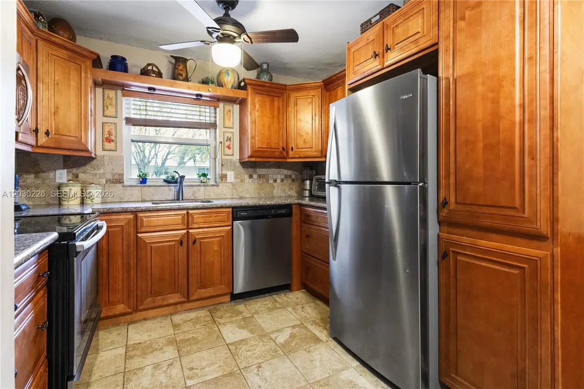 1425 Arthur St #205A, Hollywood, FL 33020 - #1