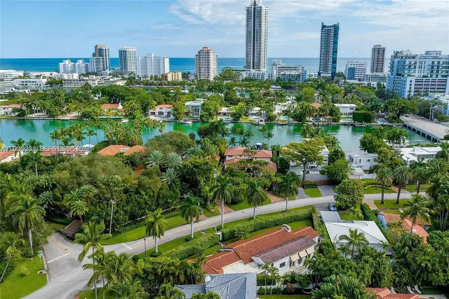 6350 Pinetree Dr, Miami Beach, FL 33141 - #2
