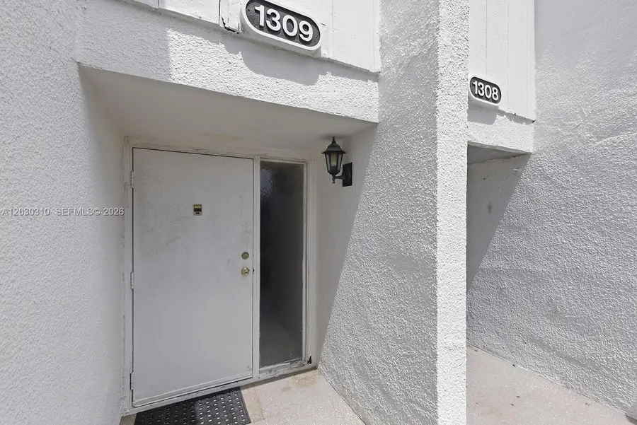 1309 Bridgewood Dr, Boca Raton, FL 33434 - #3
