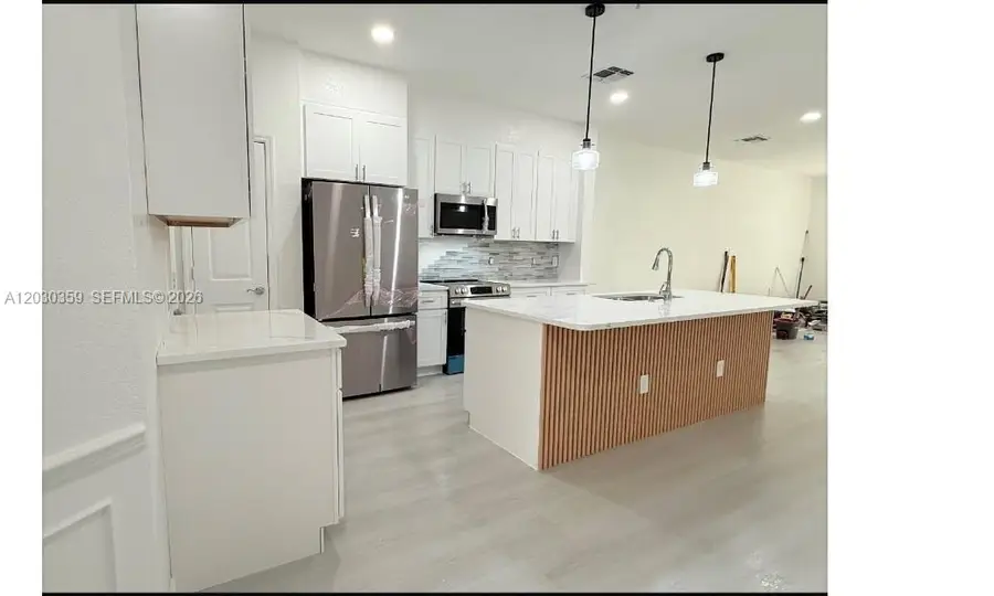 6388 Castelven #104, Orlando, FL 32835 - #2