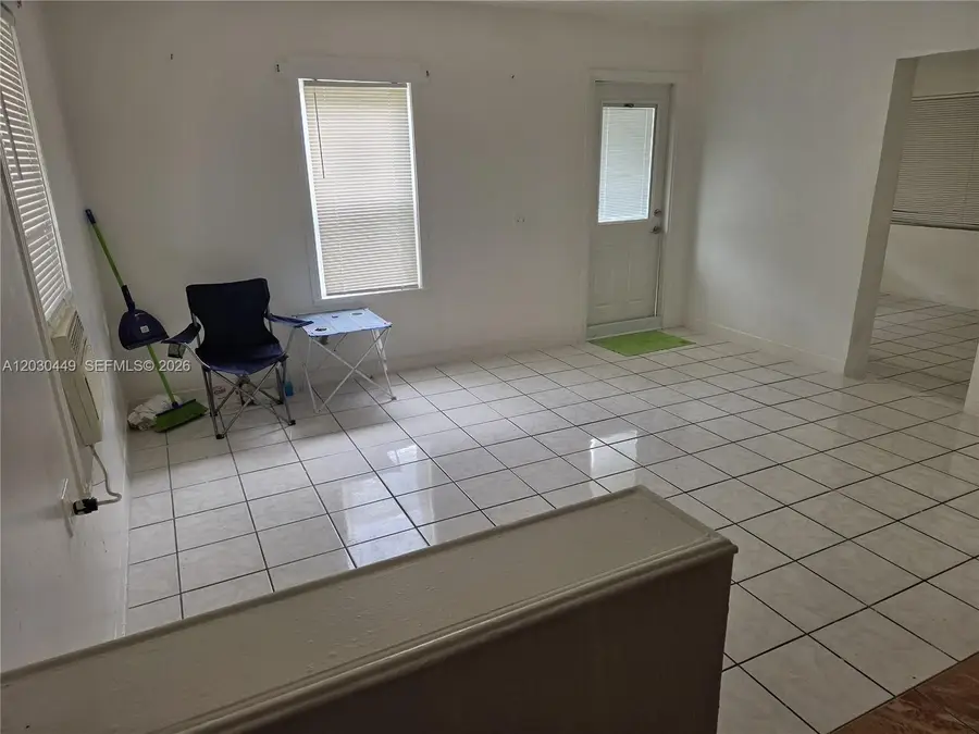 5605 Taylor St, Hollywood, FL 33021 - #2