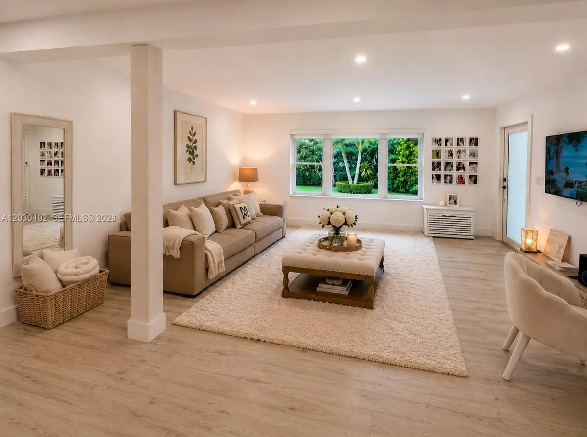 1905 Alamanda Dr, North Miami, FL 33181 - #1