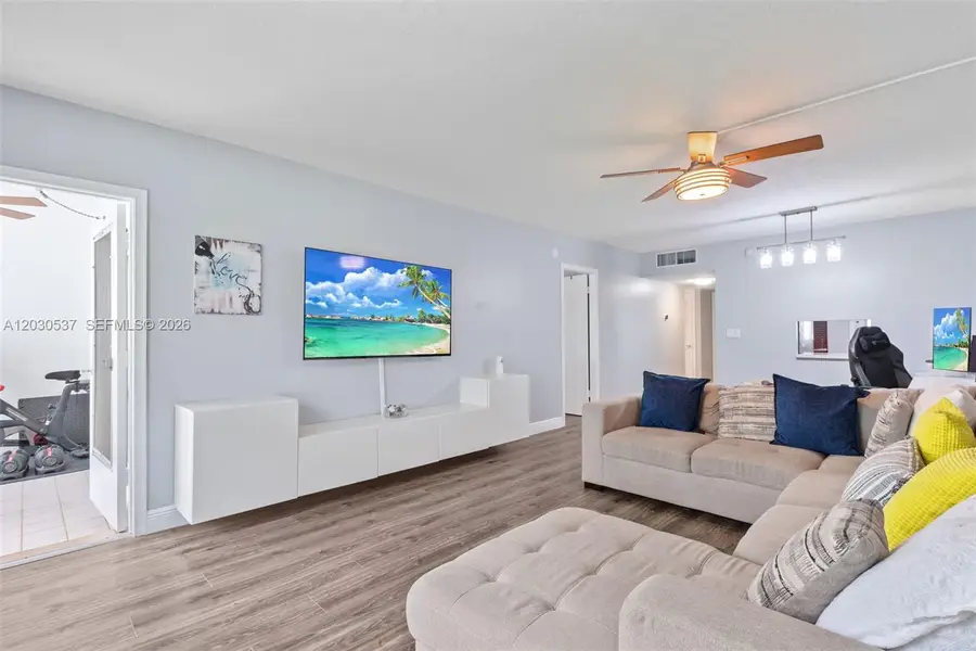 2800 N Palm Aire Dr #405, Pompano Beach, FL 33069 - #2