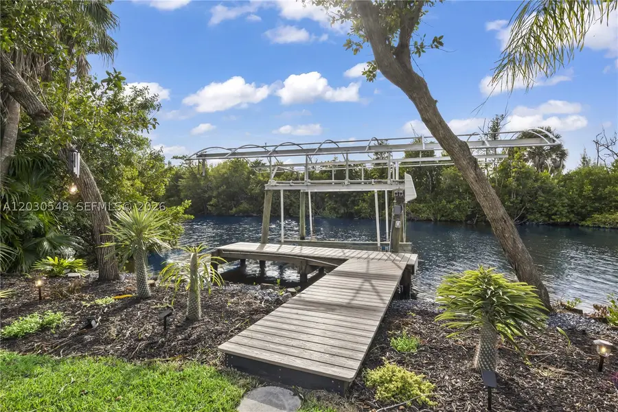 7150 Cobiac Dr, Saint James City, FL 33956 - #2