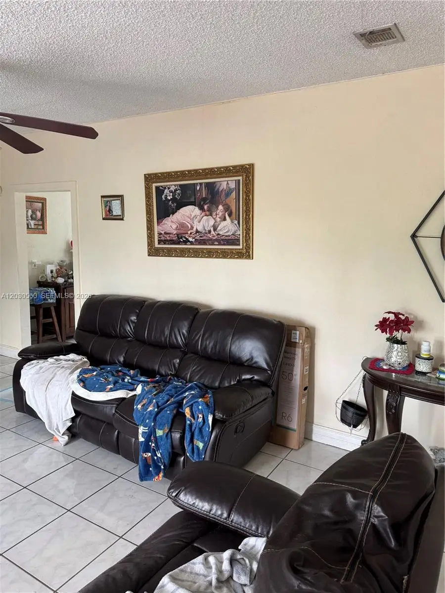 5612 NW 5612 Nw 206th Ln, Miami Gardens, FL 33055 - #2