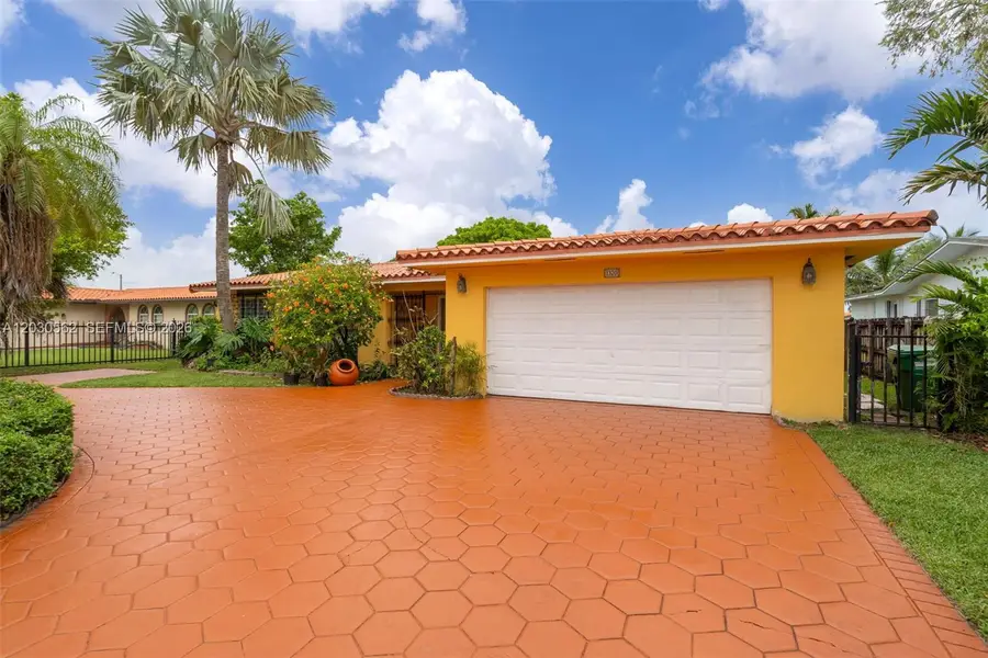 1320 SW 84th Ave, Miami, FL 33144 - #2