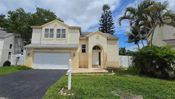 10931 SW 10th Place, Davie, FL 33324