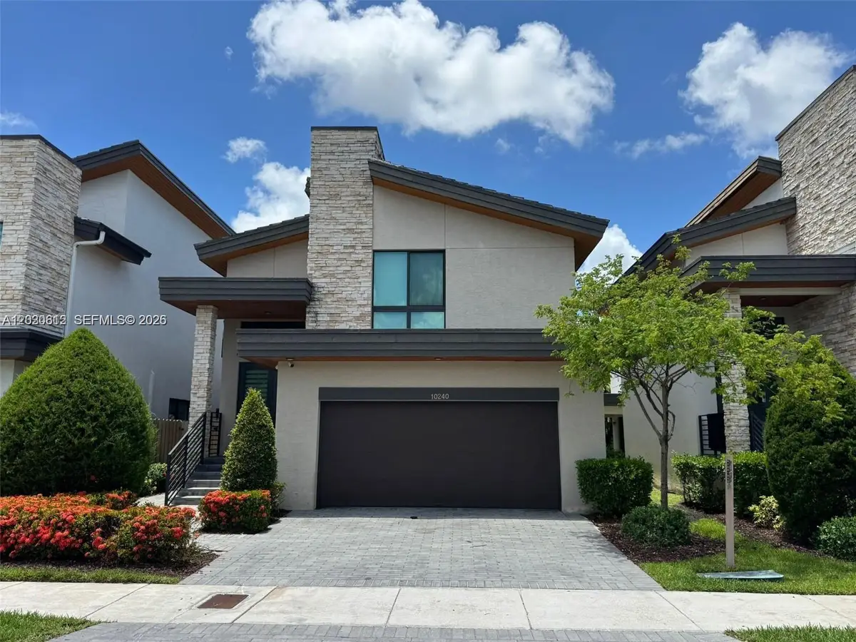 10240 NW 76th Ter, Doral, FL 33178 - #1