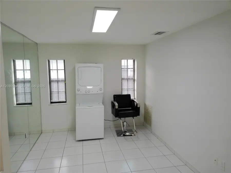 10812 SW 33rd St, Miami, FL 33165 - #2