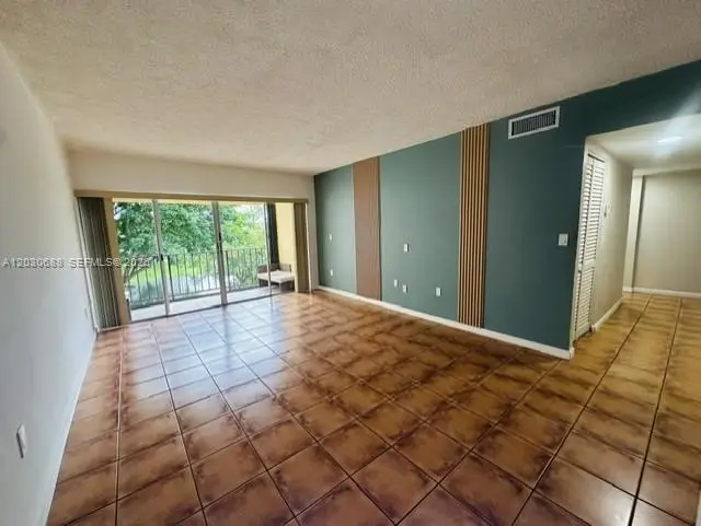 8775 Park Blvd #309, Miami, FL 33172 - #2