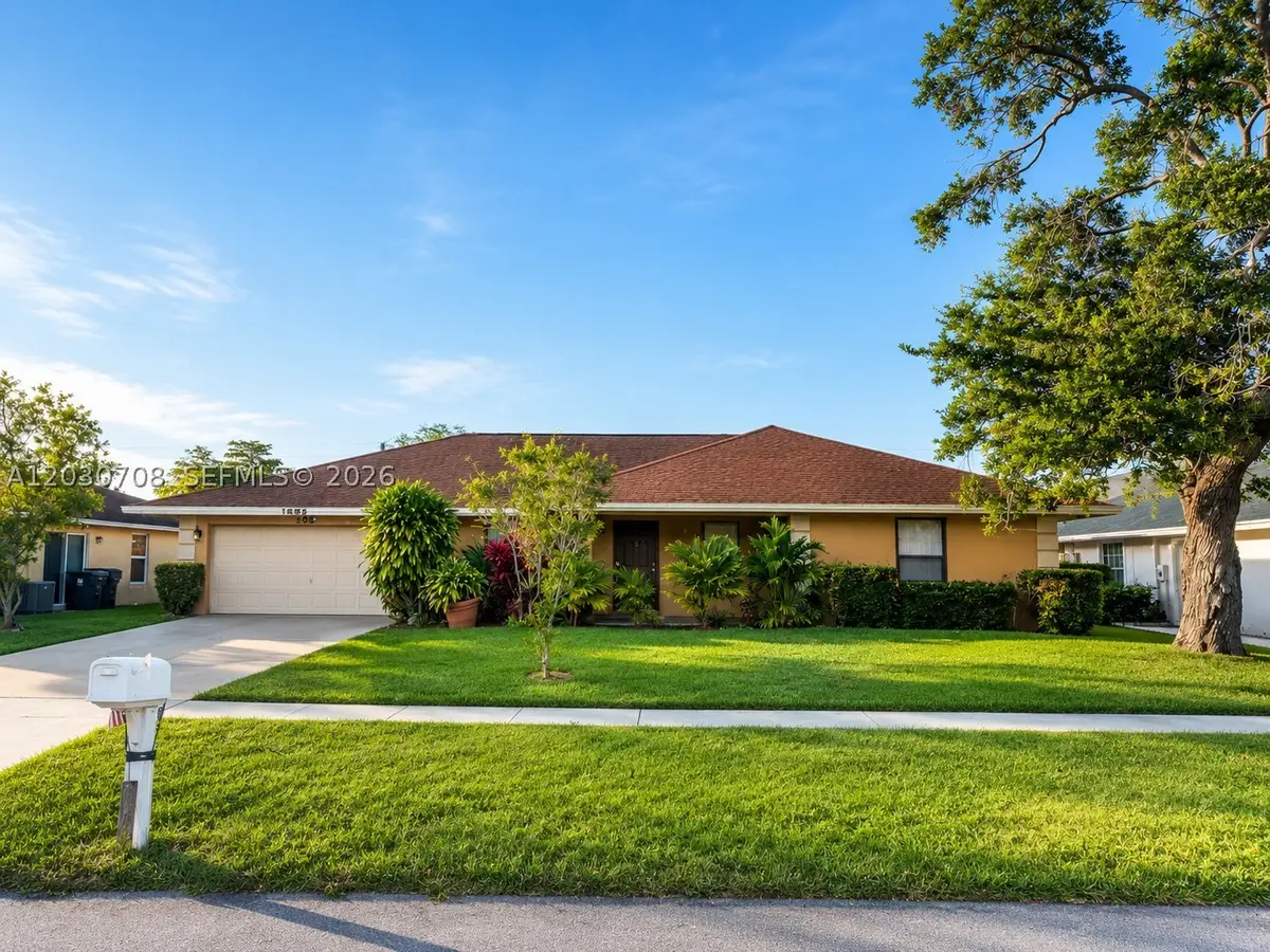 1800 Wisteria St, Wellington, FL 33414 - #1