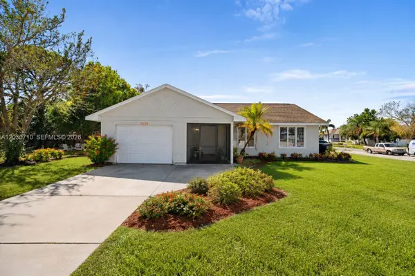 1526 SE Port St Lucie Blvd, Port St Lucie, FL 34952