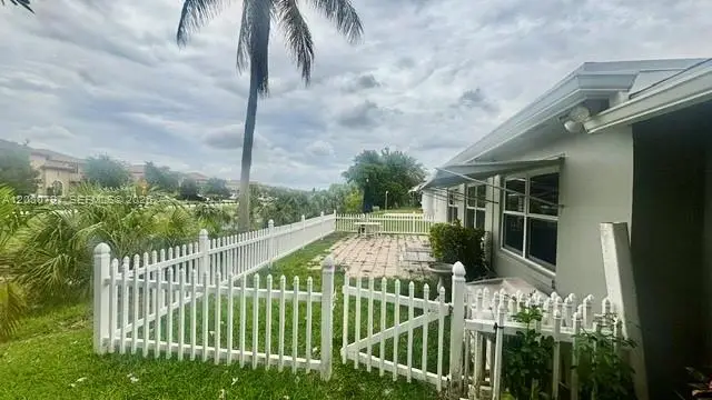 4805 NW 49th Rd, Tamarac, FL 33319 - #2