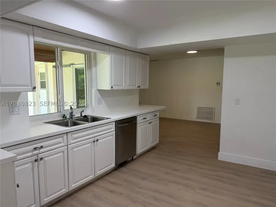 7220 NW 7th St, Plantation, FL 33317 - #3