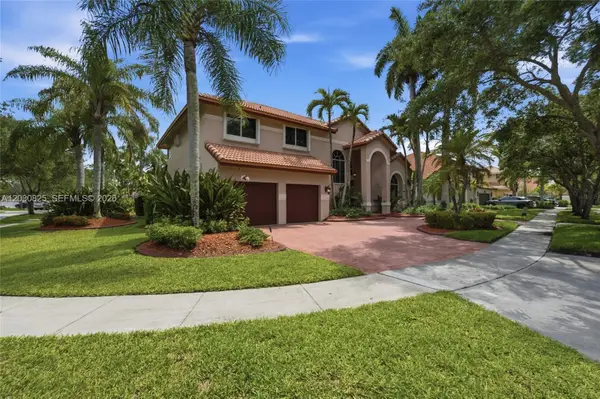 18000 NW 16th St, Pembroke Pines, FL 33029