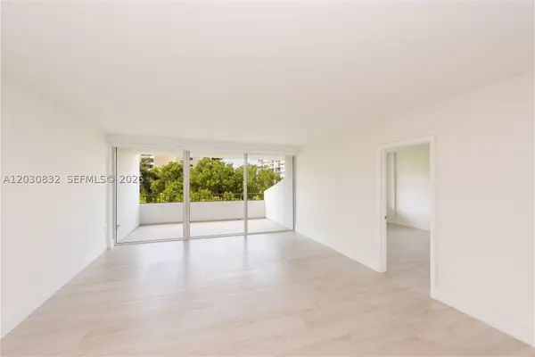 155 Ocean Lane Dr #403, Key Biscayne, FL 33149