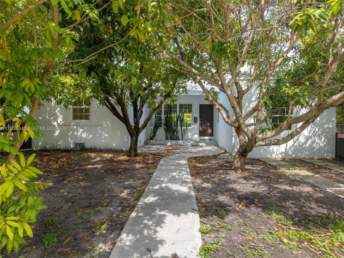 8942 Carlyle Ave, Surfside, FL 33154 - #1