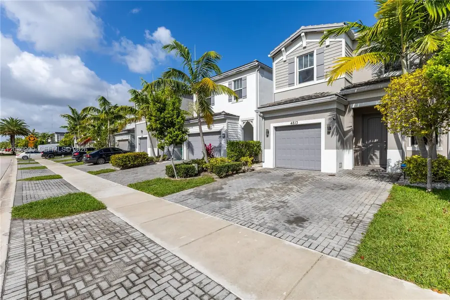 4813 NW 48th Ter, Tamarac, FL 33319 - #2